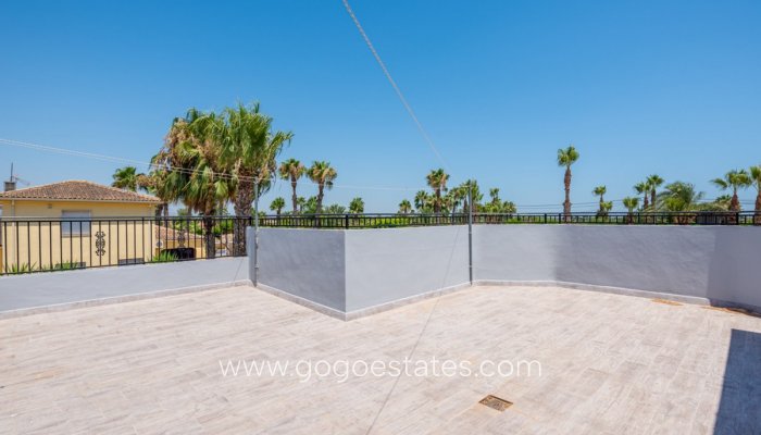 Te koop - Huis - Vrijstaande Villa - Catral - Catral Centro