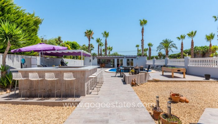 Te koop - Huis - Vrijstaande Villa - Catral - Catral Centro