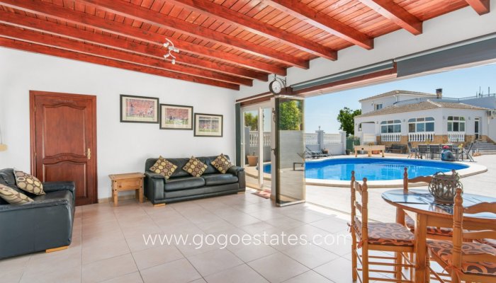 Te koop - Huis - Vrijstaande Villa - Catral - Catral Centro