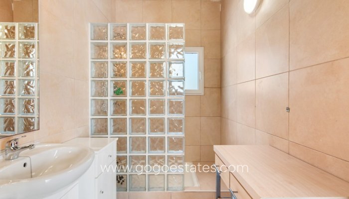 Te koop - Huis - Vrijstaande Villa - Catral - Catral Centro