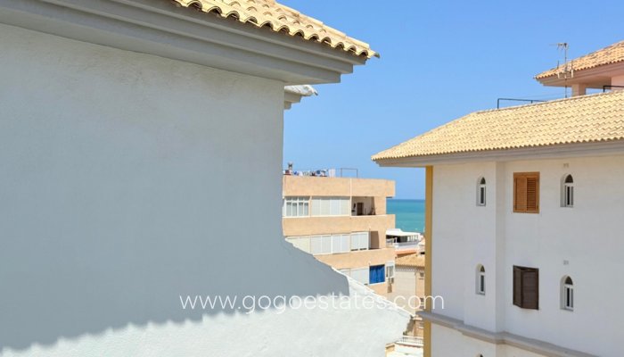 Te koop - Appartement - Appartement op de middelste verdieping - Torrevieja - La Mata