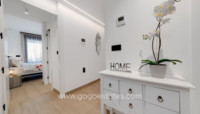 Te koop - Appartement - Appartement op de middelste verdieping - Torrevieja - Torrevieja Centro