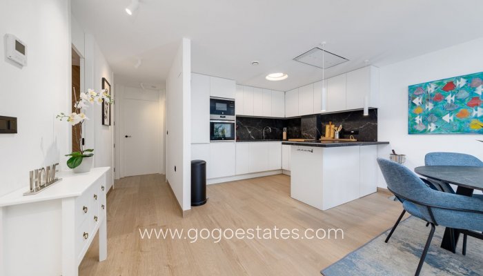 Te koop - Appartement - Appartement op de middelste verdieping - Torrevieja - Torrevieja Centro