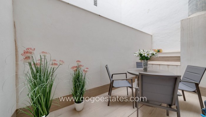 Te koop - Appartement - Appartement op de middelste verdieping - Torrevieja - Torrevieja Centro