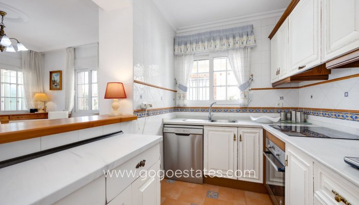 Te koop - Huis - Vrijstaande Villa - Orihuela - Orihuela Costa