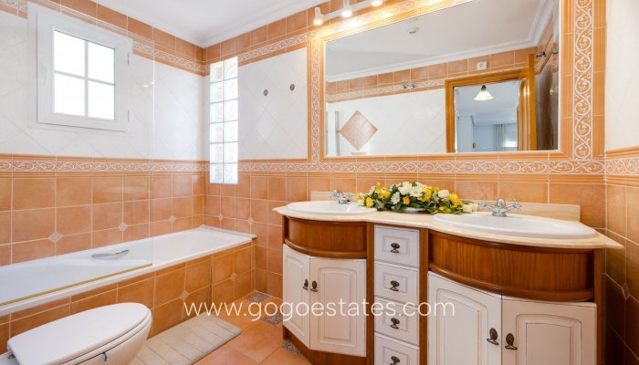 Te koop - Huis - Vrijstaande Villa - Orihuela - Orihuela Costa