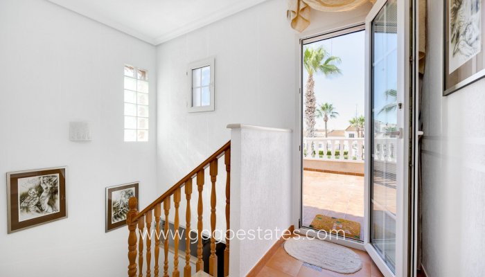 Te koop - Huis - Vrijstaande Villa - Orihuela - Orihuela Costa
