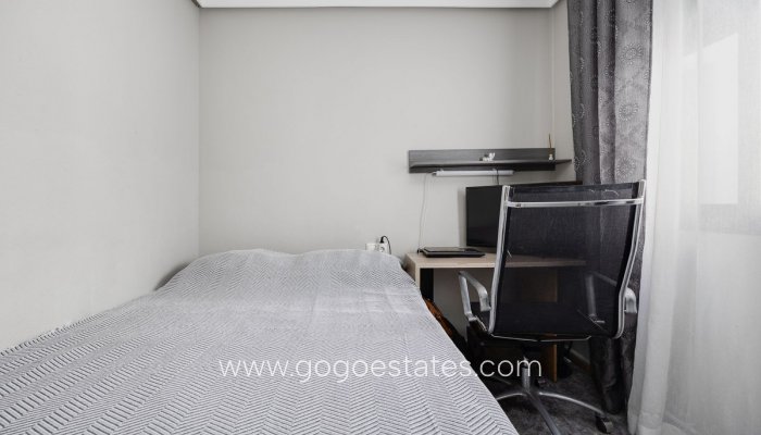 Revente - Appartement - Appartement au rez-de-chaussée - Torrevieja - Torrevieja Centro