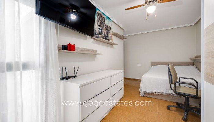 Revente - Appartement - Appartement au rez-de-chaussée - Torrevieja - Torrevieja Centro