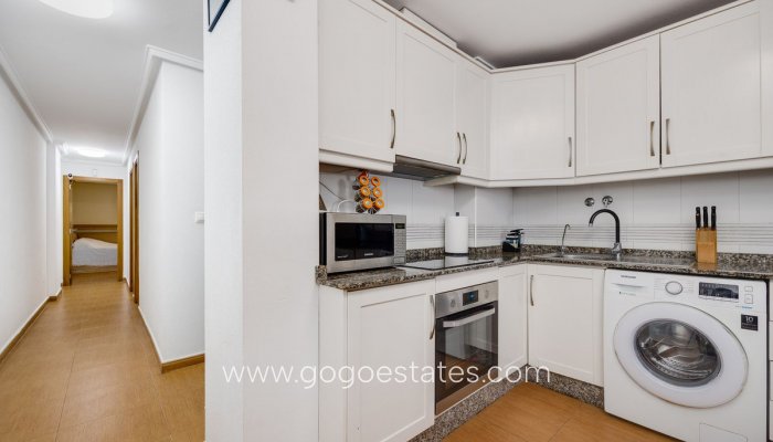Revente - Appartement - Appartement au rez-de-chaussée - Torrevieja - Torrevieja Centro
