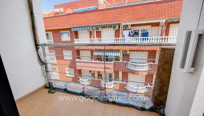 Revente - Appartement - Appartement au rez-de-chaussée - Torrevieja - Torrevieja Centro