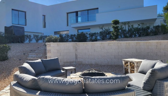 Te koop - Huis - Vrijstaande Villa - Orihuela - Orihuela Centro