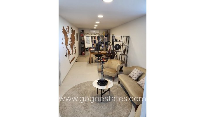 Te koop - Huis - Vrijstaande Villa - Orihuela - Orihuela Centro