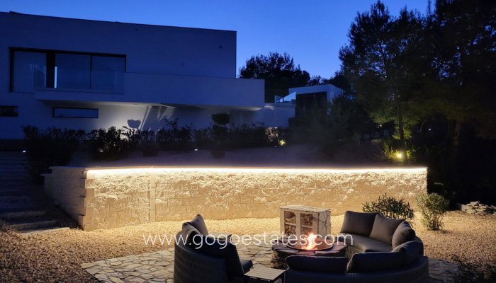 Te koop - Huis - Vrijstaande Villa - Orihuela - Orihuela Centro