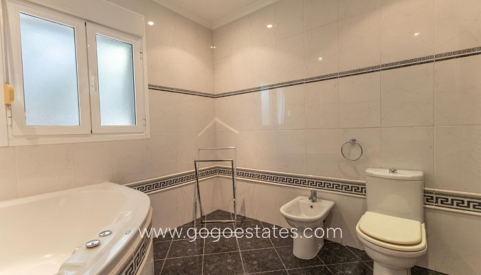 Te koop - Huis - Vrijstaande Villa - Rojales - Ciudad Quesada