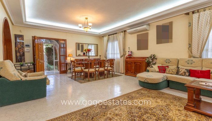 Te koop - Huis - Vrijstaande Villa - Rojales - Ciudad Quesada