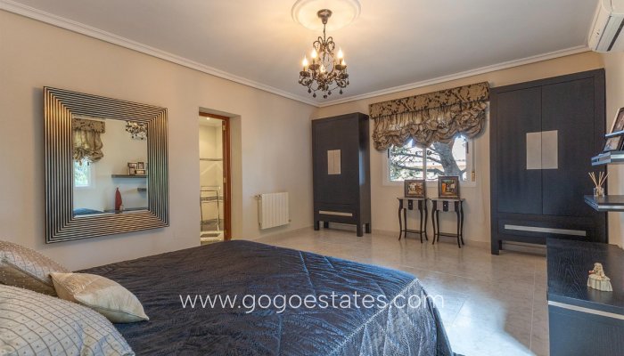 Te koop - Huis - Vrijstaande Villa - Rojales - Ciudad Quesada