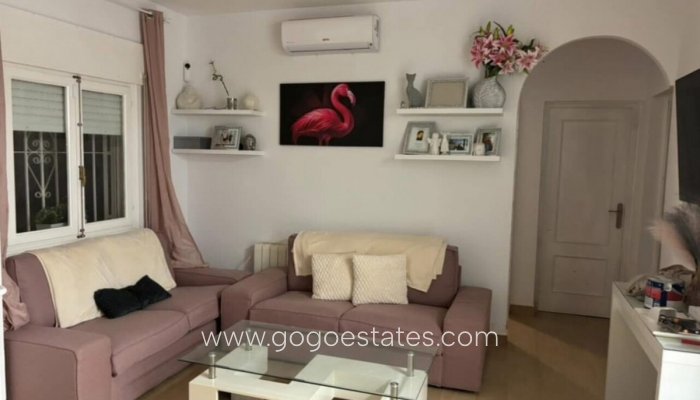 Te koop - Huis - Vrijstaande Villa - Orihuela - Playa Flamenca