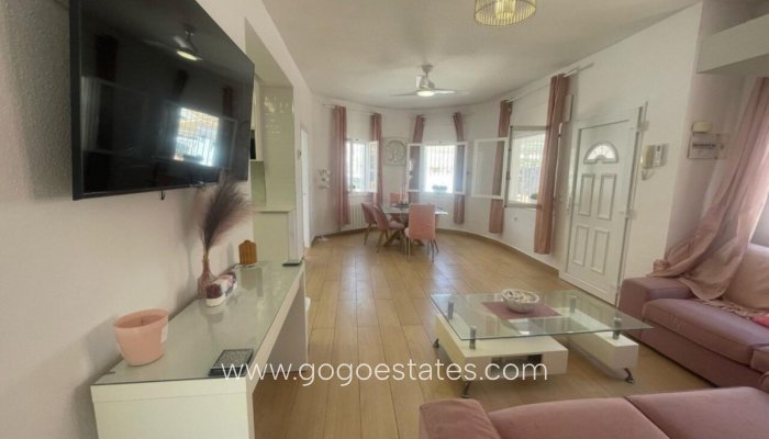 Te koop - Huis - Vrijstaande Villa - Orihuela - Playa Flamenca