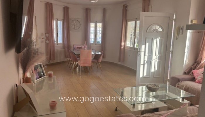 Te koop - Huis - Vrijstaande Villa - Orihuela - Playa Flamenca