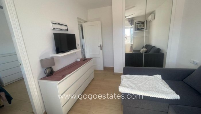 Te koop - Huis - Vrijstaande Villa - Orihuela - Playa Flamenca