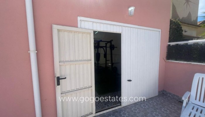 Te koop - Huis - Vrijstaande Villa - Orihuela - Playa Flamenca