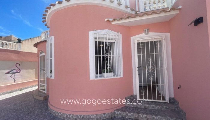 Te koop - Huis - Vrijstaande Villa - Orihuela - Playa Flamenca