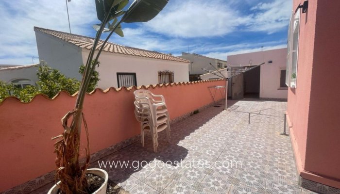 Te koop - Huis - Vrijstaande Villa - Orihuela - Playa Flamenca