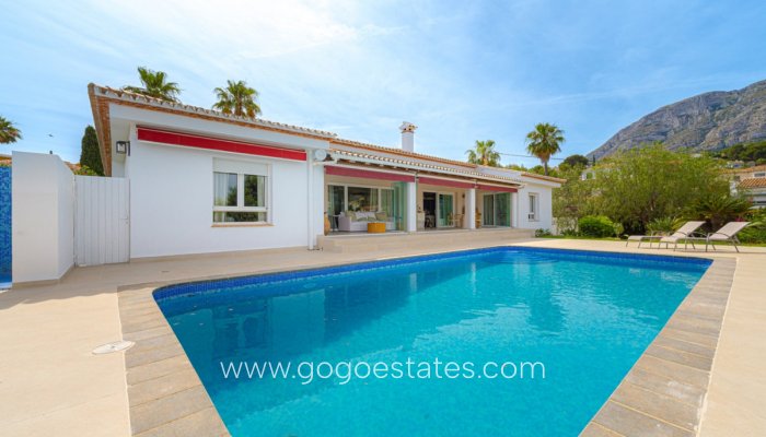 Te koop - Huis - Vrijstaande Villa - Dénia - Denia Centro