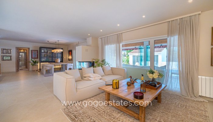 Te koop - Huis - Vrijstaande Villa - Dénia - Denia Centro