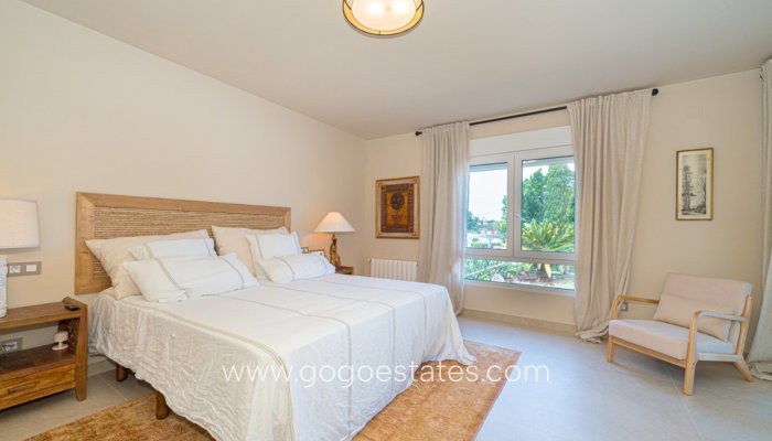 Te koop - Huis - Vrijstaande Villa - Dénia - Denia Centro