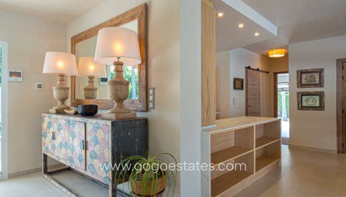 Te koop - Huis - Vrijstaande Villa - Dénia - Denia Centro