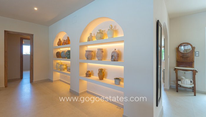 Te koop - Huis - Vrijstaande Villa - Dénia - Denia Centro