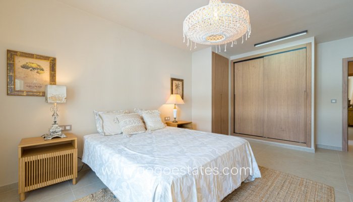 Te koop - Huis - Vrijstaande Villa - Dénia - Denia Centro