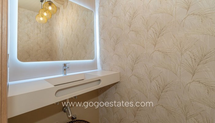 Te koop - Huis - Vrijstaande Villa - Dénia - Denia Centro