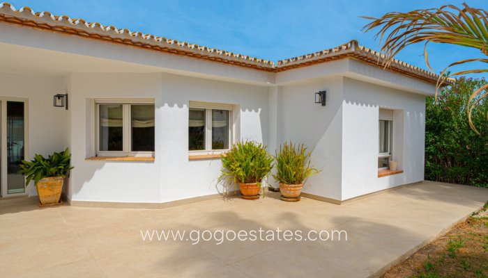 Te koop - Huis - Vrijstaande Villa - Dénia - Denia Centro