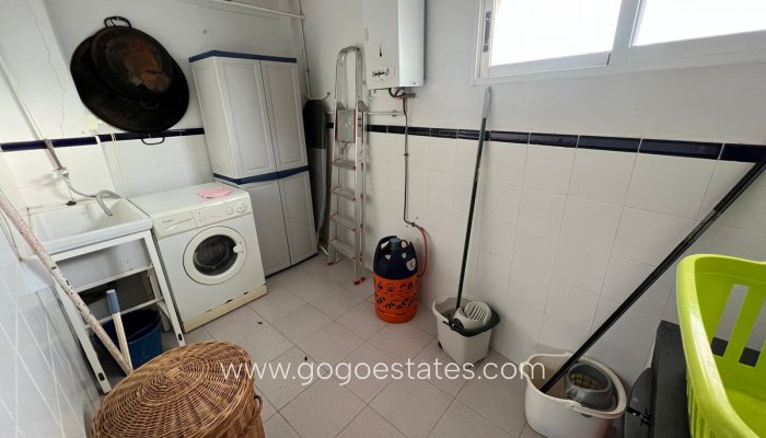 Te koop - Huis - Vrijstaande Villa - Guardamar del Segura - Guardamar del Segura Centro