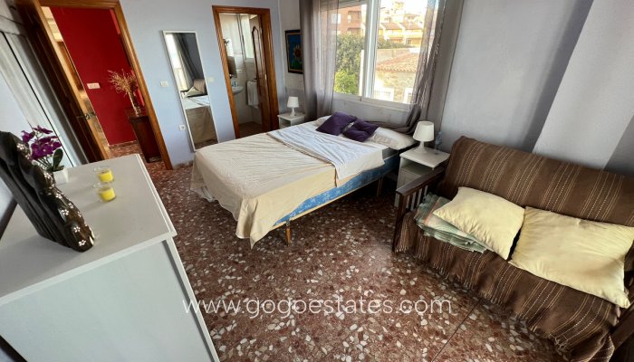 Te koop - Huis - Vrijstaande Villa - Guardamar del Segura - Guardamar del Segura Centro