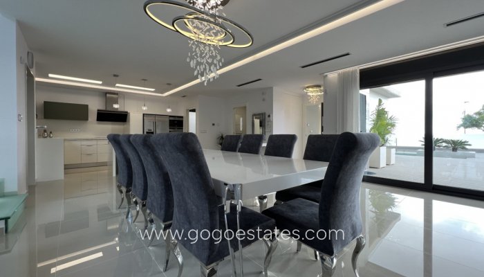 Te koop - Huis - Vrijstaande Villa - San Miguel De Salinas - San Miguel de Salinas Centro