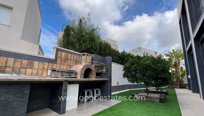 Te koop - Huis - Vrijstaande Villa - San Miguel De Salinas - San Miguel de Salinas Centro