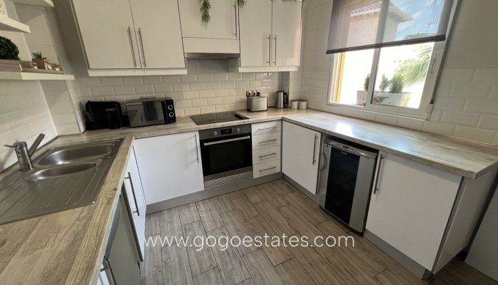 Te koop - Huis - Vrijstaande Villa - Orihuela - Orihuela Centro