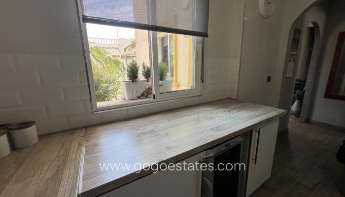 Te koop - Huis - Vrijstaande Villa - Orihuela - Orihuela Centro