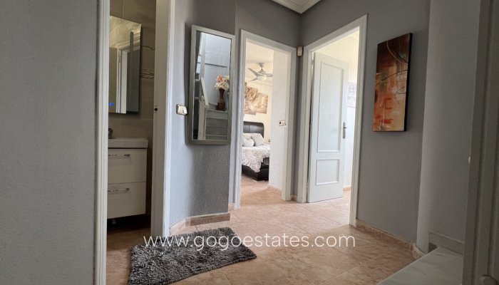 Te koop - Huis - Vrijstaande Villa - Orihuela - Orihuela Centro