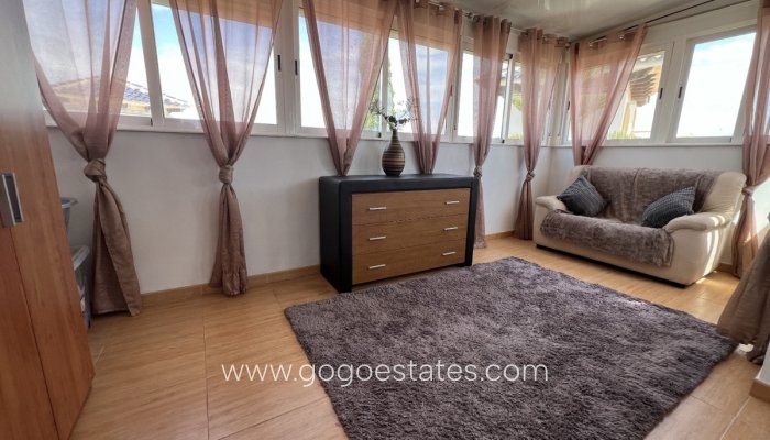 Te koop - Huis - Vrijstaande Villa - Orihuela - Orihuela Centro