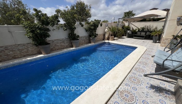 Te koop - Huis - Vrijstaande Villa - Orihuela - Orihuela Centro