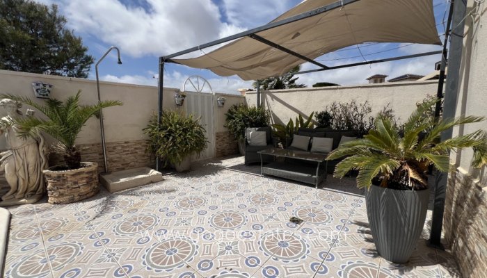 Te koop - Huis - Vrijstaande Villa - Orihuela - Orihuela Centro