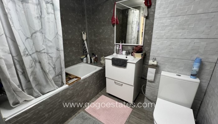 Te koop - Huis - Vrijstaande Villa - Orihuela - Orihuela Centro