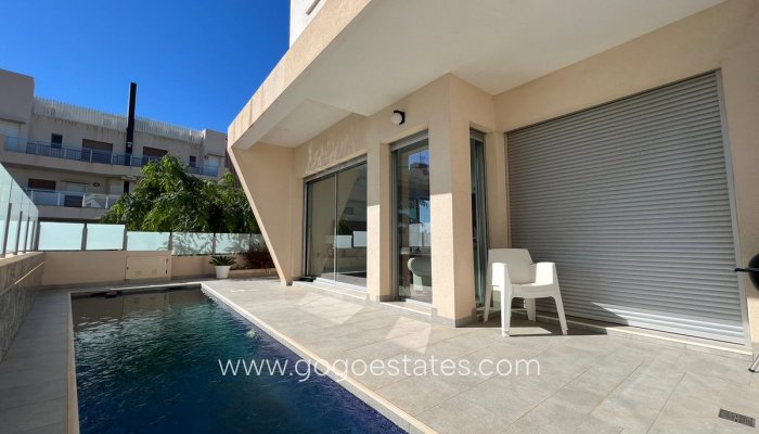 Venta - Casa - Chalet Independiente - Orihuela - Mil Palmeras
