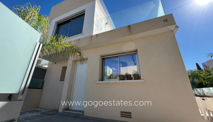 Venta - Casa - Chalet Independiente - Orihuela - Mil Palmeras