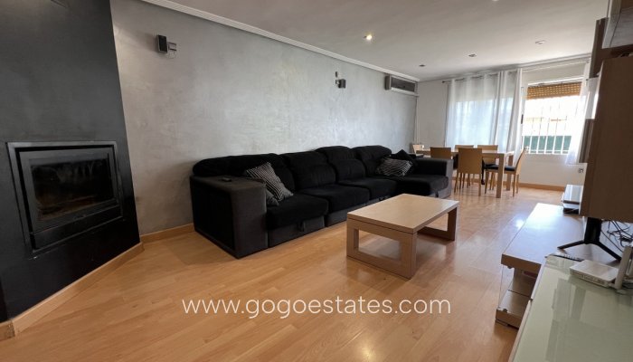 Te koop - Huis - Halfvrijstaande woning - Torrevieja - Torrevieja Centro